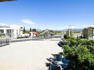 Izdavanje, kuća, 160m², Donja Gorica, Podgorica - image 30