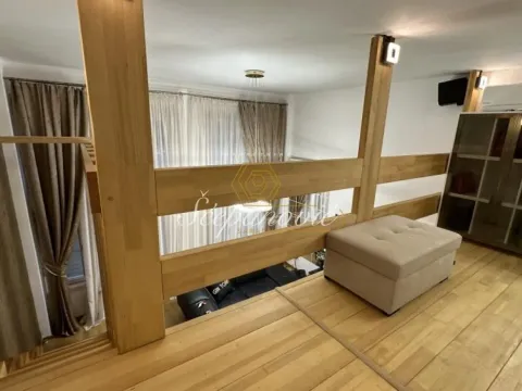 Izdavanje, dvosoban stan, 47m², Slavija, Vračar Sve Podlokacije - image 2