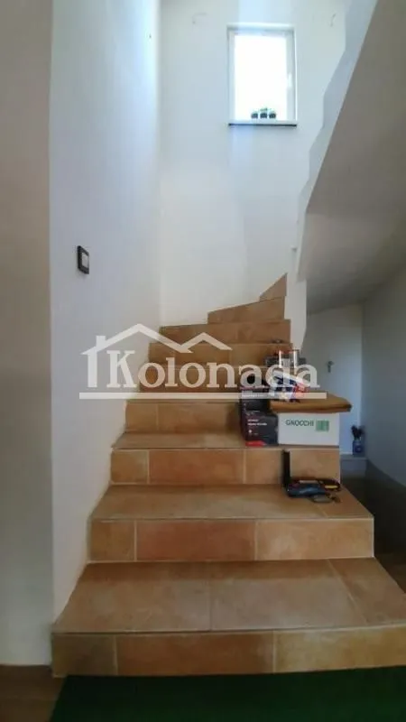Prodaja, kuća, 340m², Sopot, Beograd