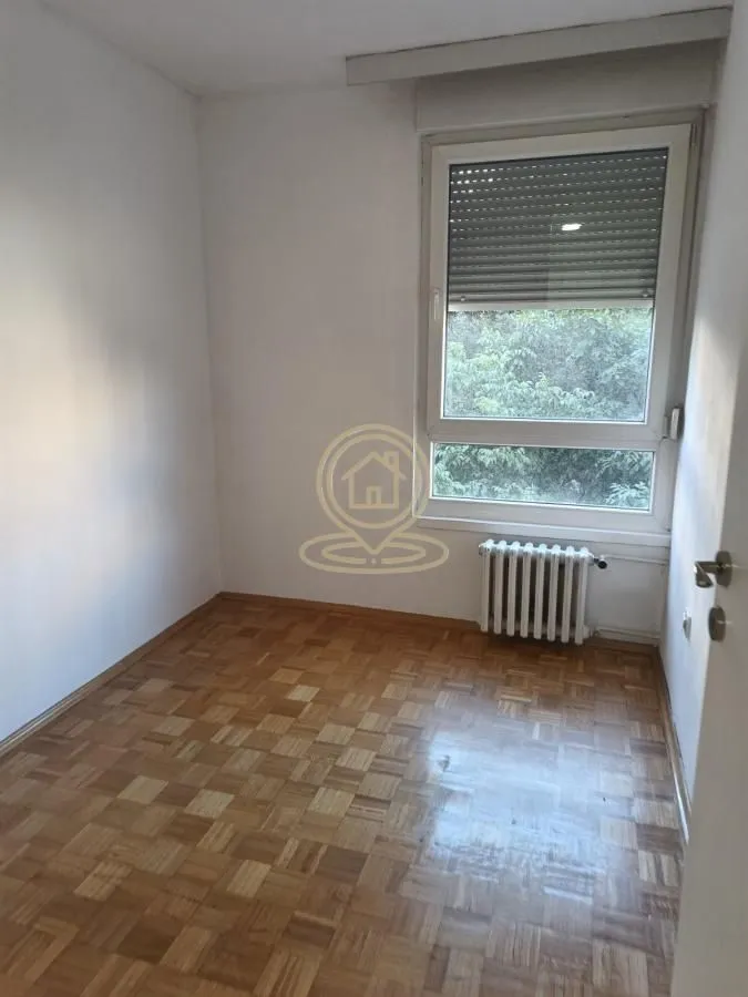 Izdavanje, trosoban stan, 92m², Bulevar Oslobodjenja, Novi Sad Sve Podlokacije