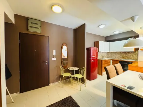 Rent, two bedroom apartment, 90m², City Kvart, Podgorica - image 8
