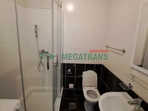 Izdavanje, dvosoban stan, 42m², Centar, Novi Sad - image 14