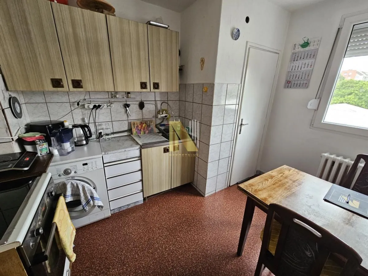 Prodaja, dvosoban stan, 53m², Detelinara, Novi Sad Sve Podlokacije