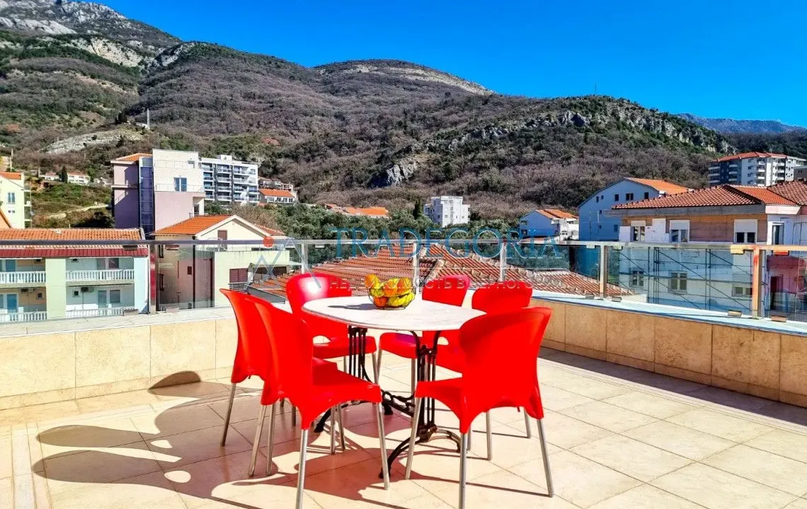 Prodaja, trosoban stan, 106m², Bečići, Budva