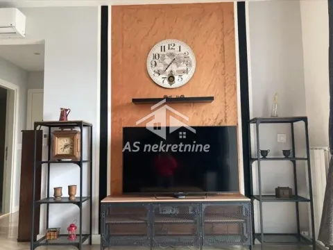 Rent, two bedroom apartment, 60m², Savski Venac, Beograd - image 4