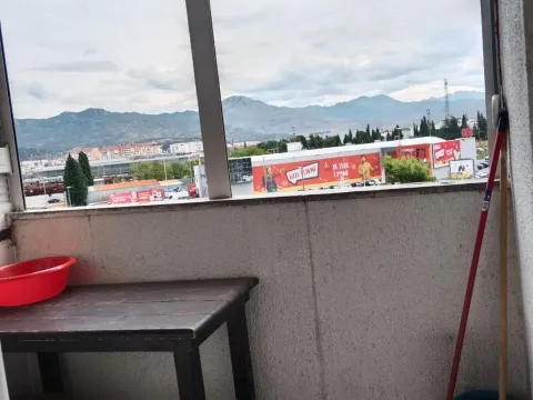 Rent, one bedroom apartment, 47m², Tuški Put, Podgorica - image 8