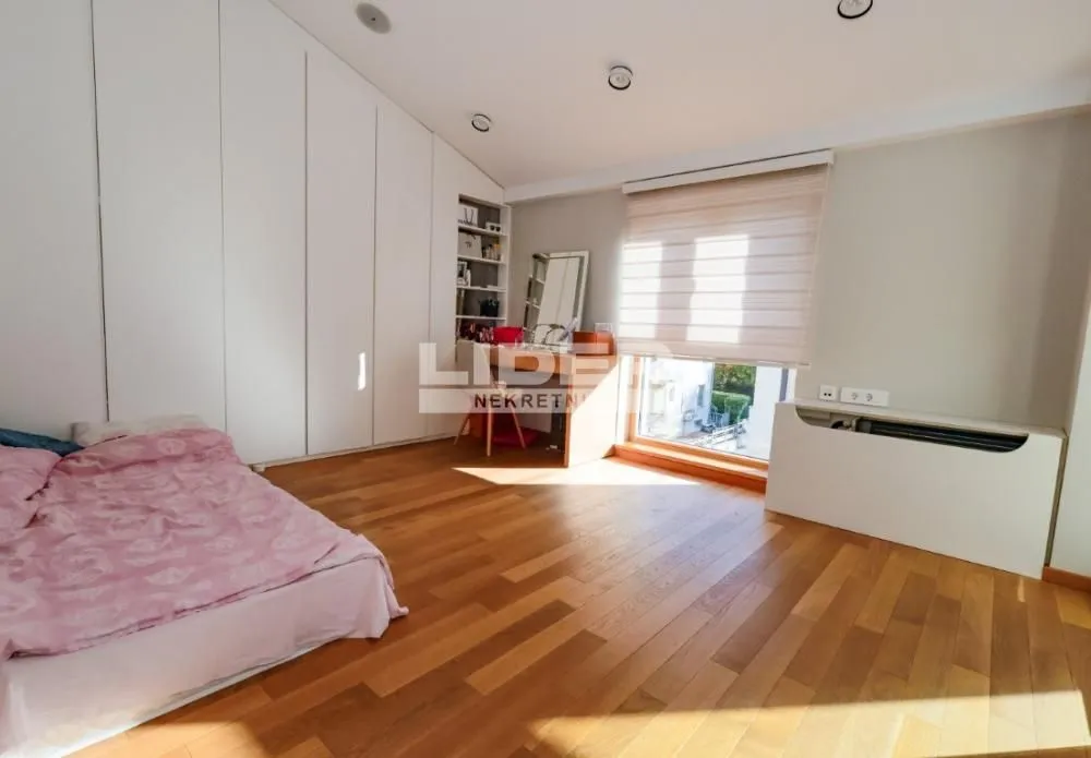 Prodaja, kuća, 279m², Košutnjak, Beograd
