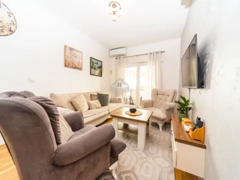 Rent, one bedroom apartment, 40m², Tuški Put, Podgorica - image 4