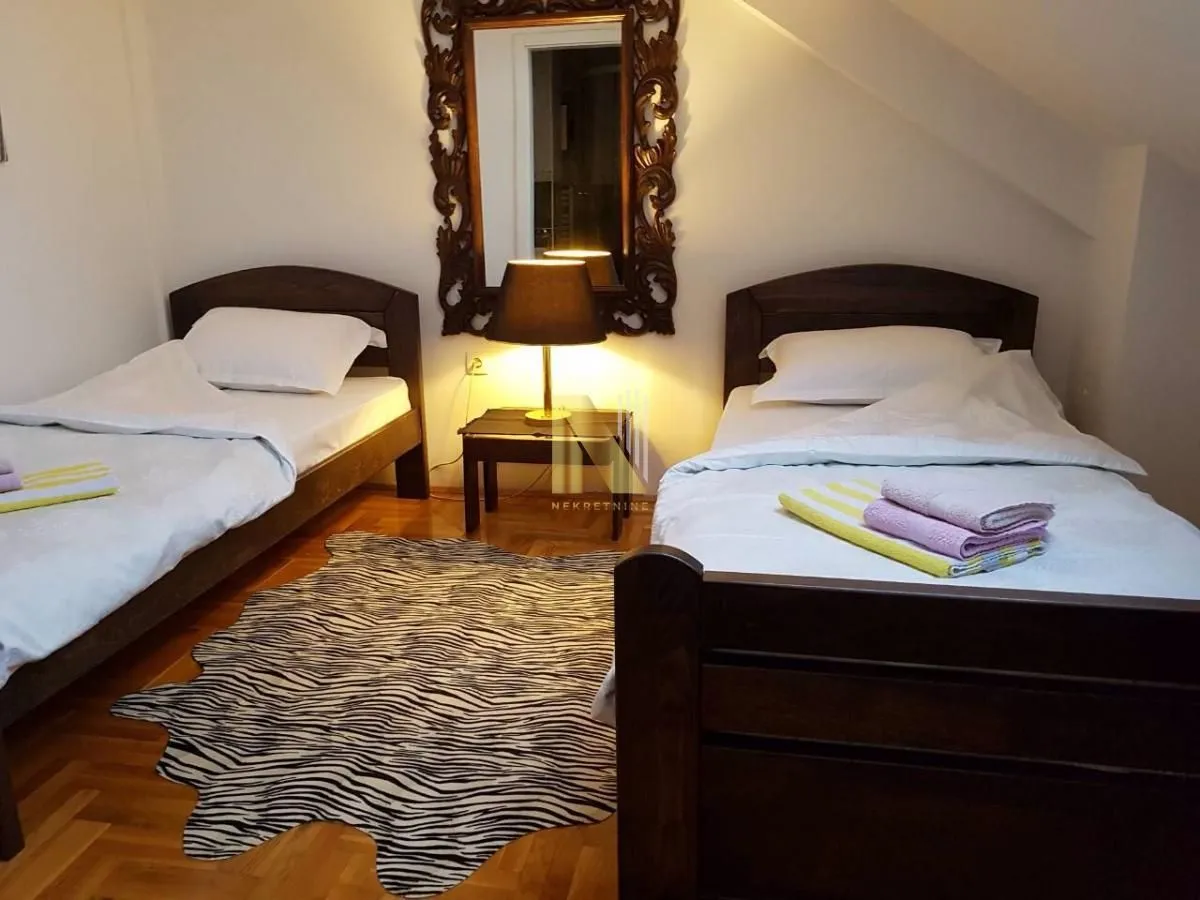 Izdavanje, dvosoban stan, 51m², Centar, Novi Sad