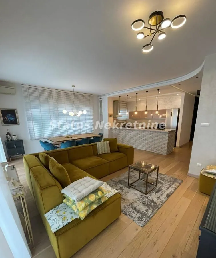 Prodaja, trosoban stan, 105m², Liman 3, Novi Sad Sve Podlokacije