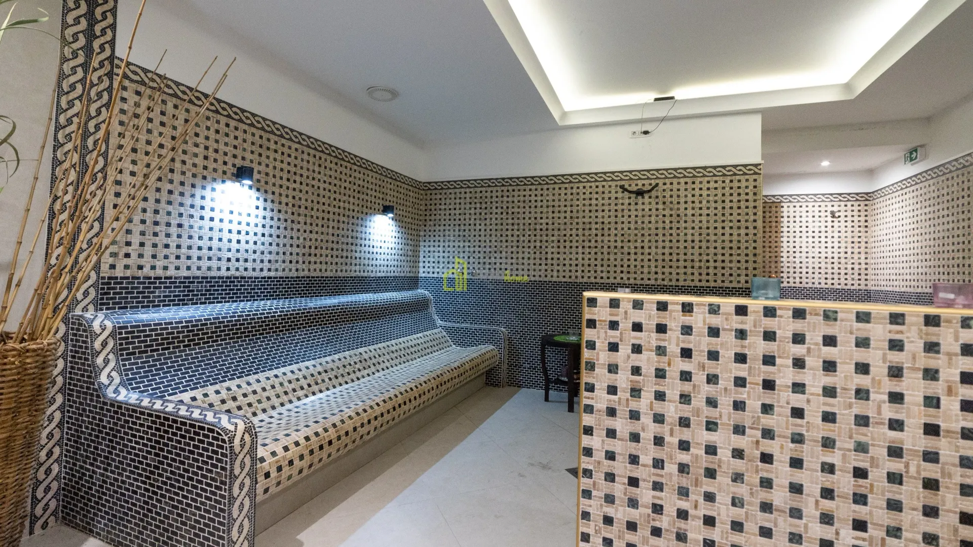 Sale, office space, 1343m², Centar, Podgorica