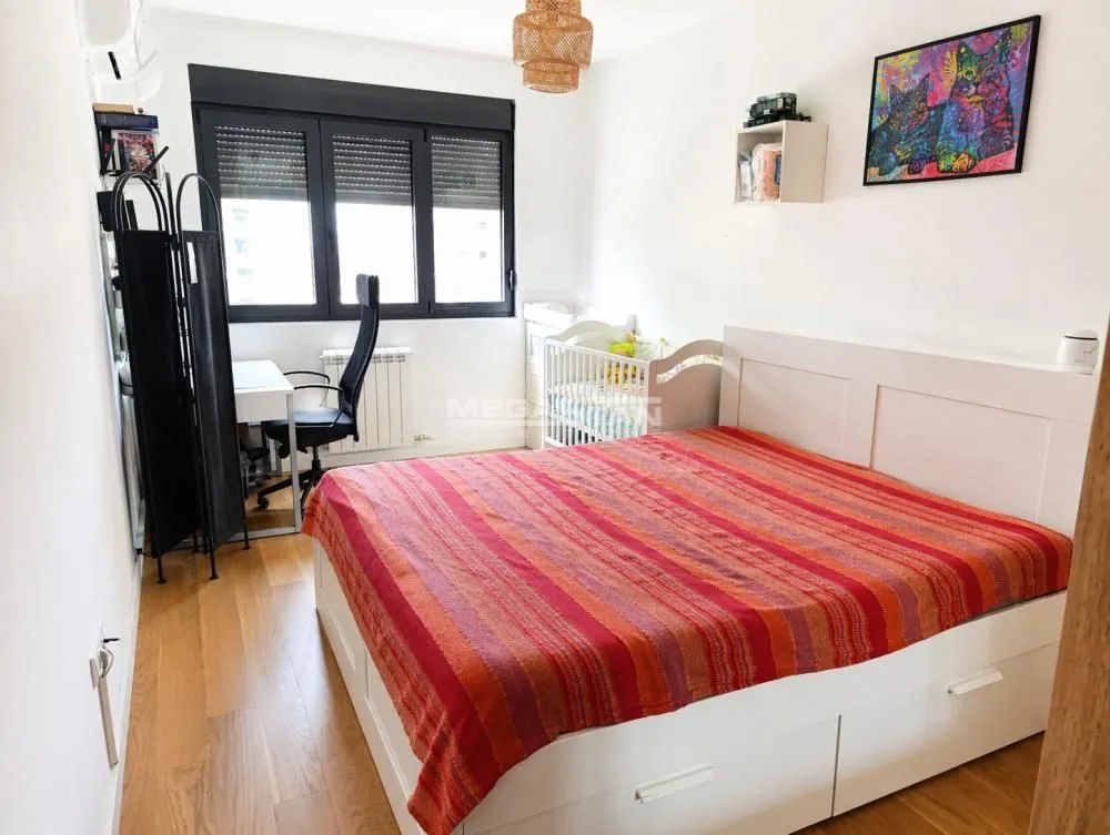 Prodaja, trosoban stan, 84m², Čukarica, Beograd