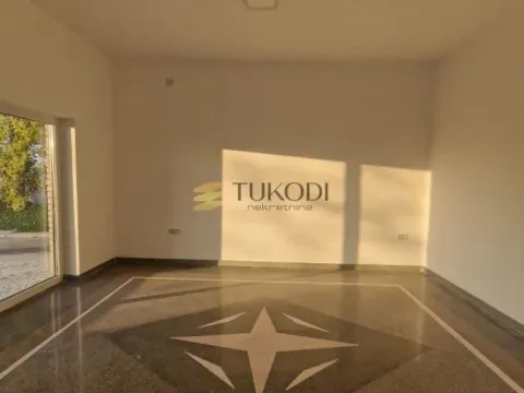 Prodaja, kuća, 550m², Sremska Kamenica, Petrovaradin - image 46