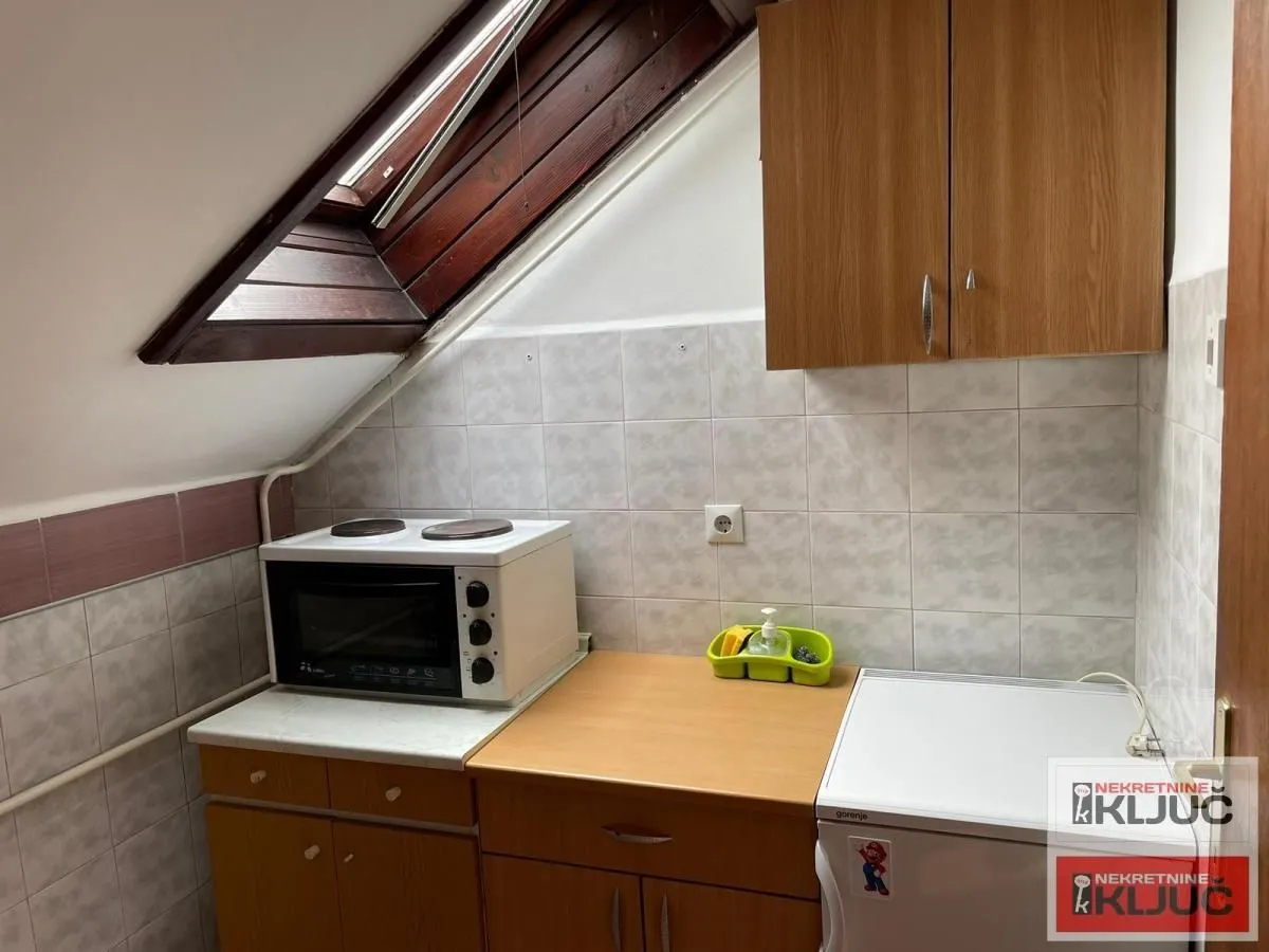 Prodaja, jednosoban stan, 26m², Centar, Novi Sad