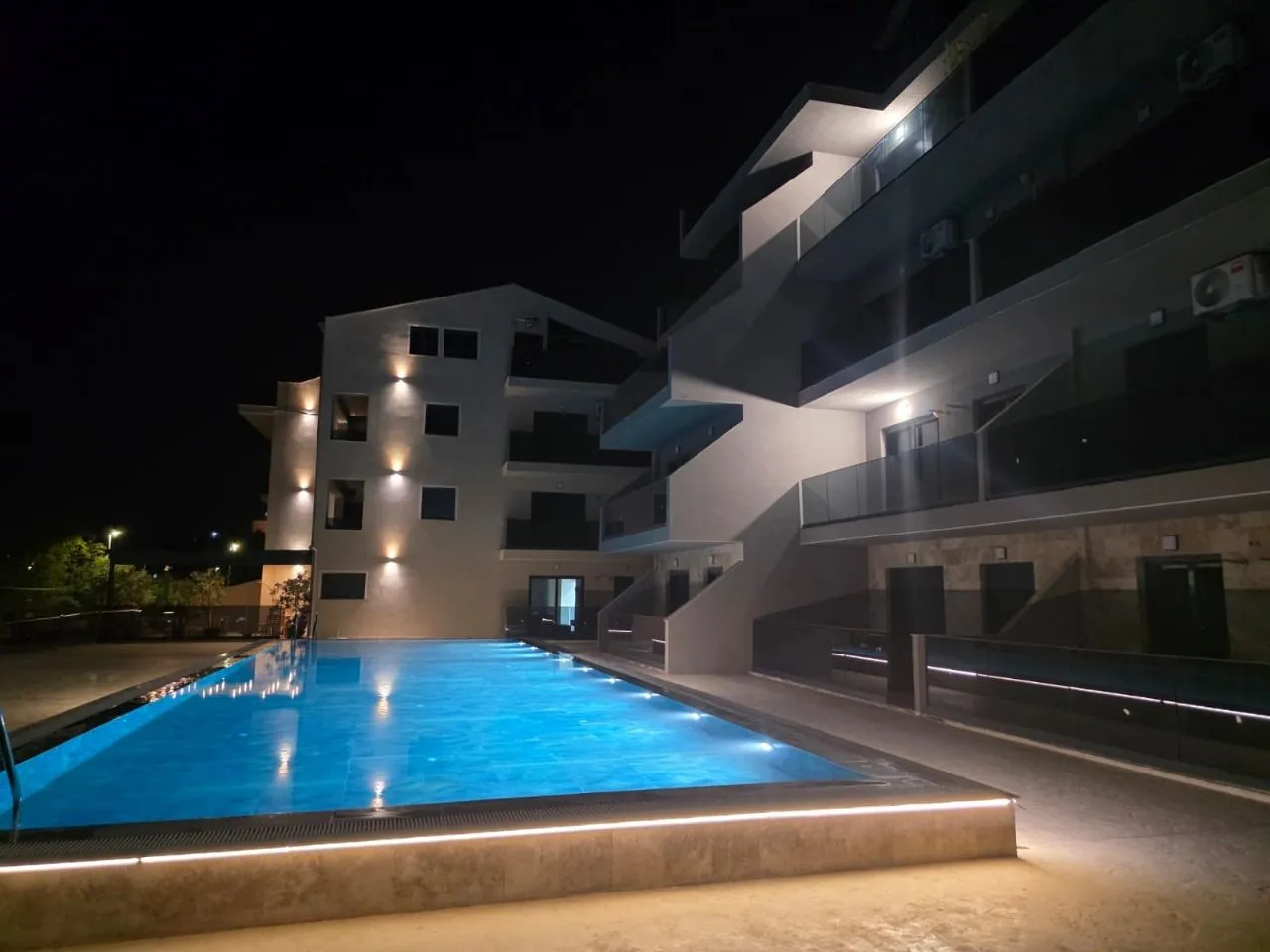 Prodaja, jednosoban stan, 50m², Đenovići, Herceg Novi
