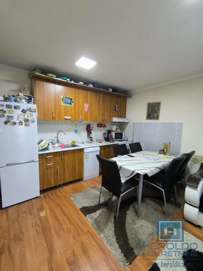 Prodaja, kuća, 163m², Ćuprija, Srbija
