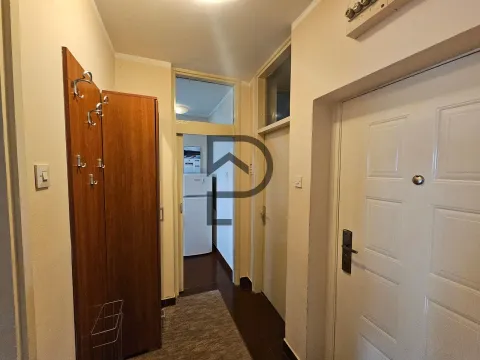 Rent, one bedroom apartment, 42m², Blok 6, Podgorica - image 3