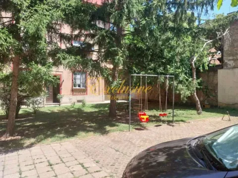 Sale, four bedroom apartment, 105m², Stari Grad, Beograd - image 15