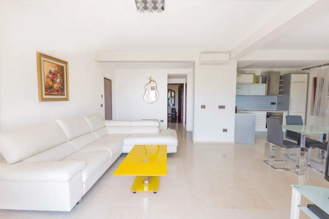 Sale, apartment, 88m², Petrovac, Budva