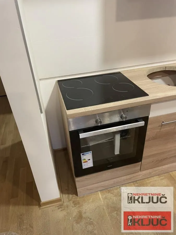 Izdavanje, jednosoban stan, 41m², Petrovaradin, Novi Sad
