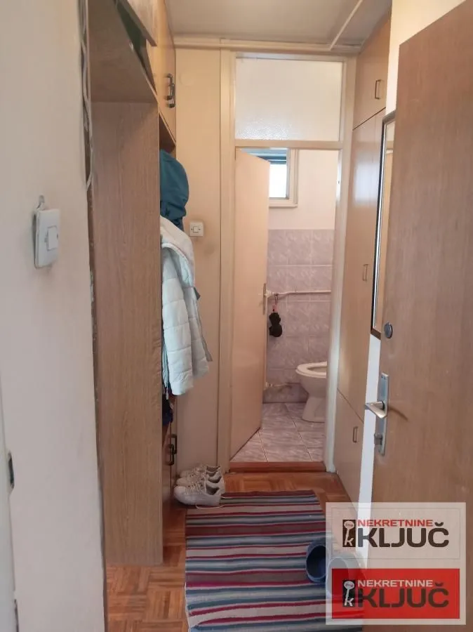 Prodaja, trosoban stan, 74m², Bulevar Oslobodjenja, Novi Sad Sve Podlokacije
