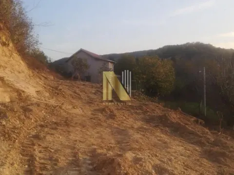 Sale, land lot, 1200m², Sremska Kamenica, Petrovaradin - image 1