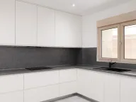 Sale, three bedroom apartment, 192m², Kotor, Crna Gora - image 2