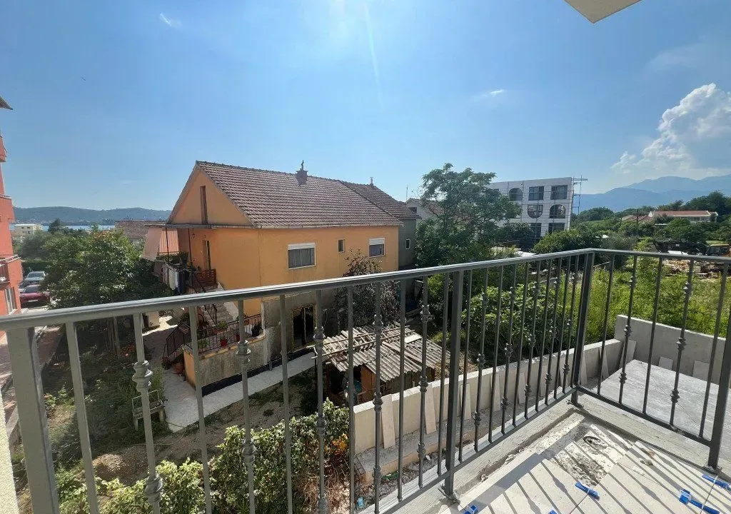 Sale, two bedroom apartment, 61m², Kava, Tivat