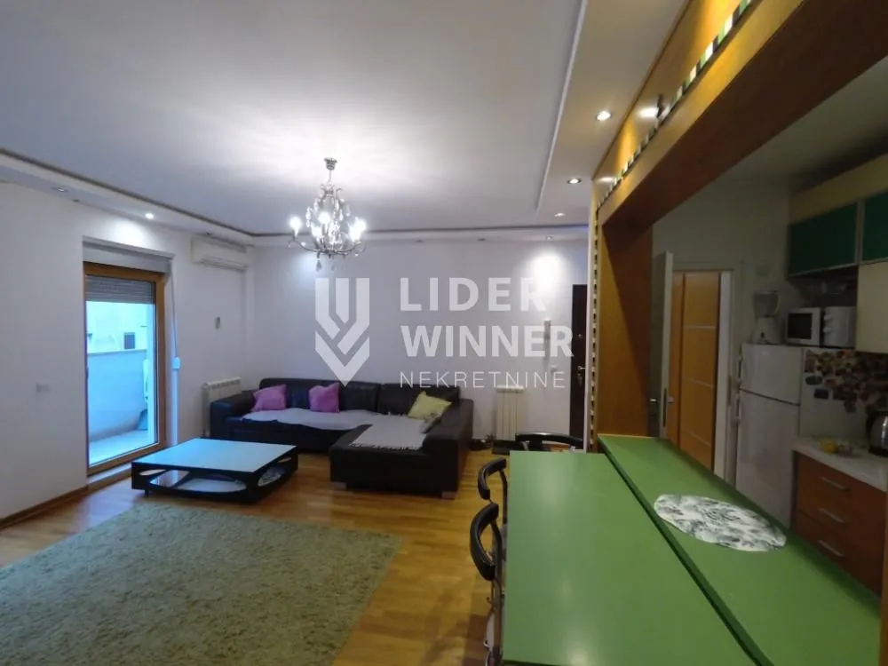 Rent, two bedroom apartment, 63m², Bajlonijeva Pijaca, Beograd