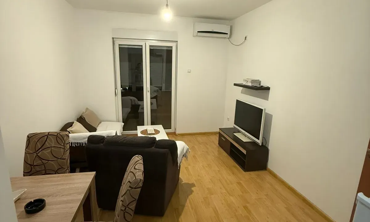 Rent, one bedroom apartment, 45m², Tuški Put, Podgorica