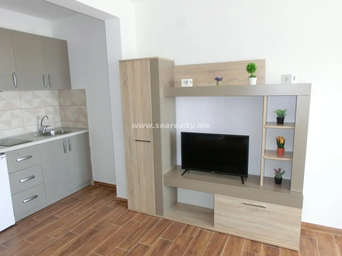 Rent, one bedroom apartment, 30m², Budva, Crna Gora