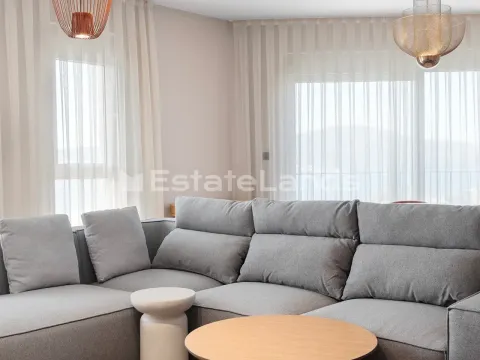 Rent, two bedroom apartment, 81m², Tripovići, Tivat - image 2