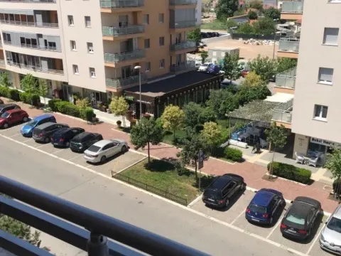 Rent, one bedroom apartment, 33m², City Kvart, Podgorica - image 10