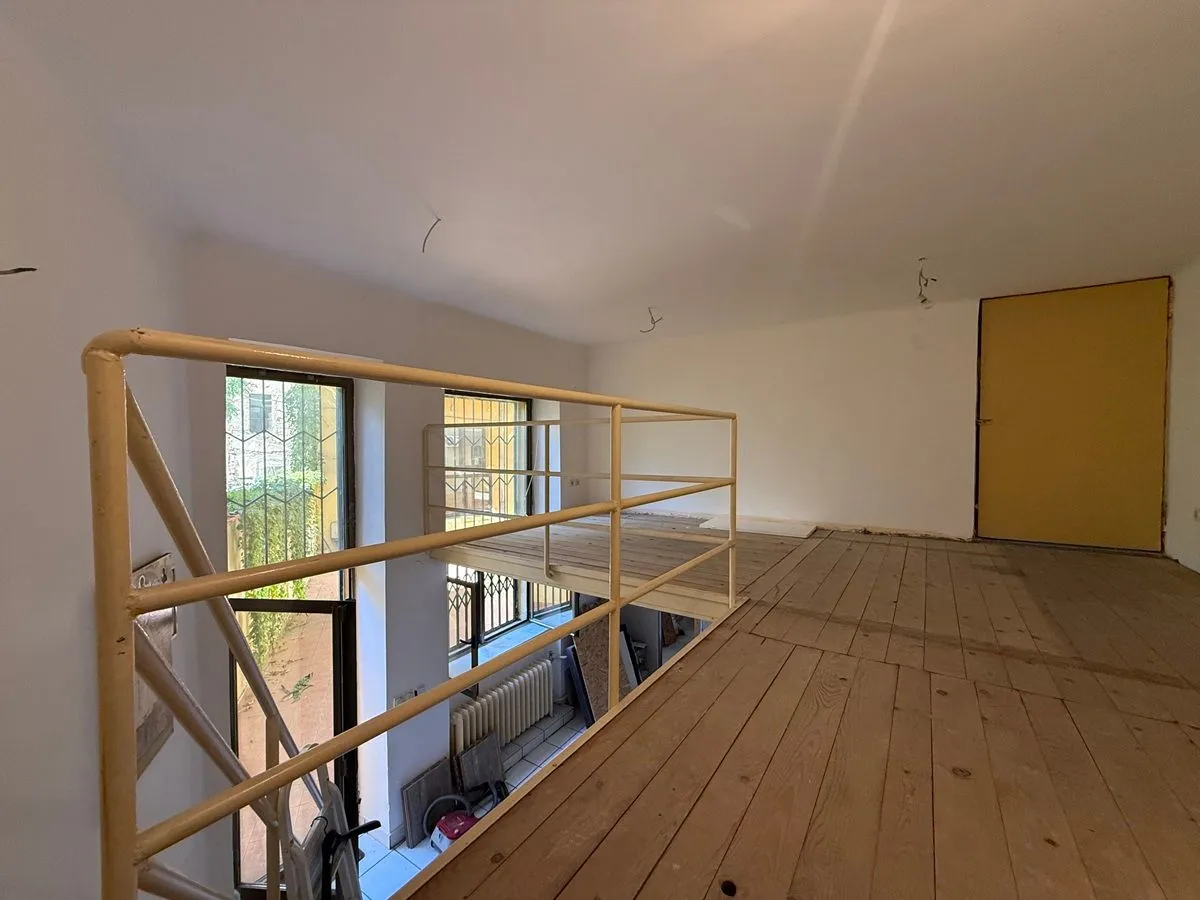 Prodaja, jednosoban stan, 45m², Andrićev Venac, Beograd