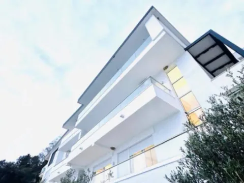 Sale, two bedroom apartment, 122m², Kruče, Ulcinj - image 9