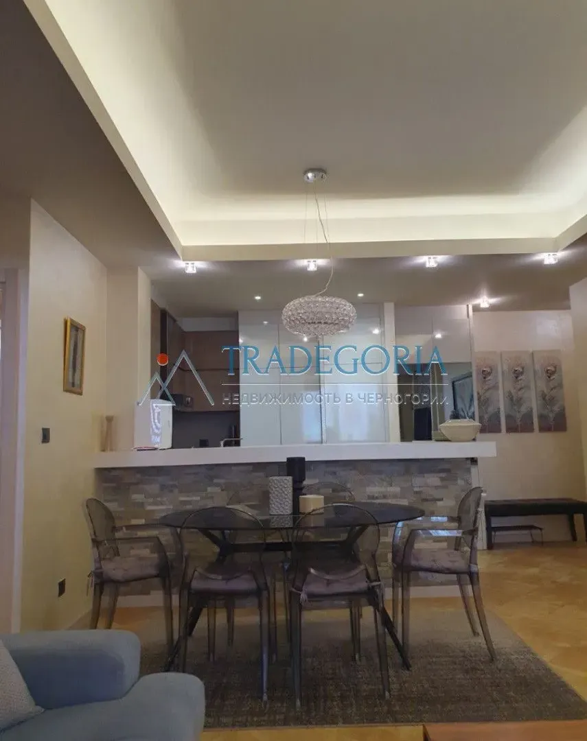 Prodaja, dvosoban stan, 87m², Budva, Crna Gora