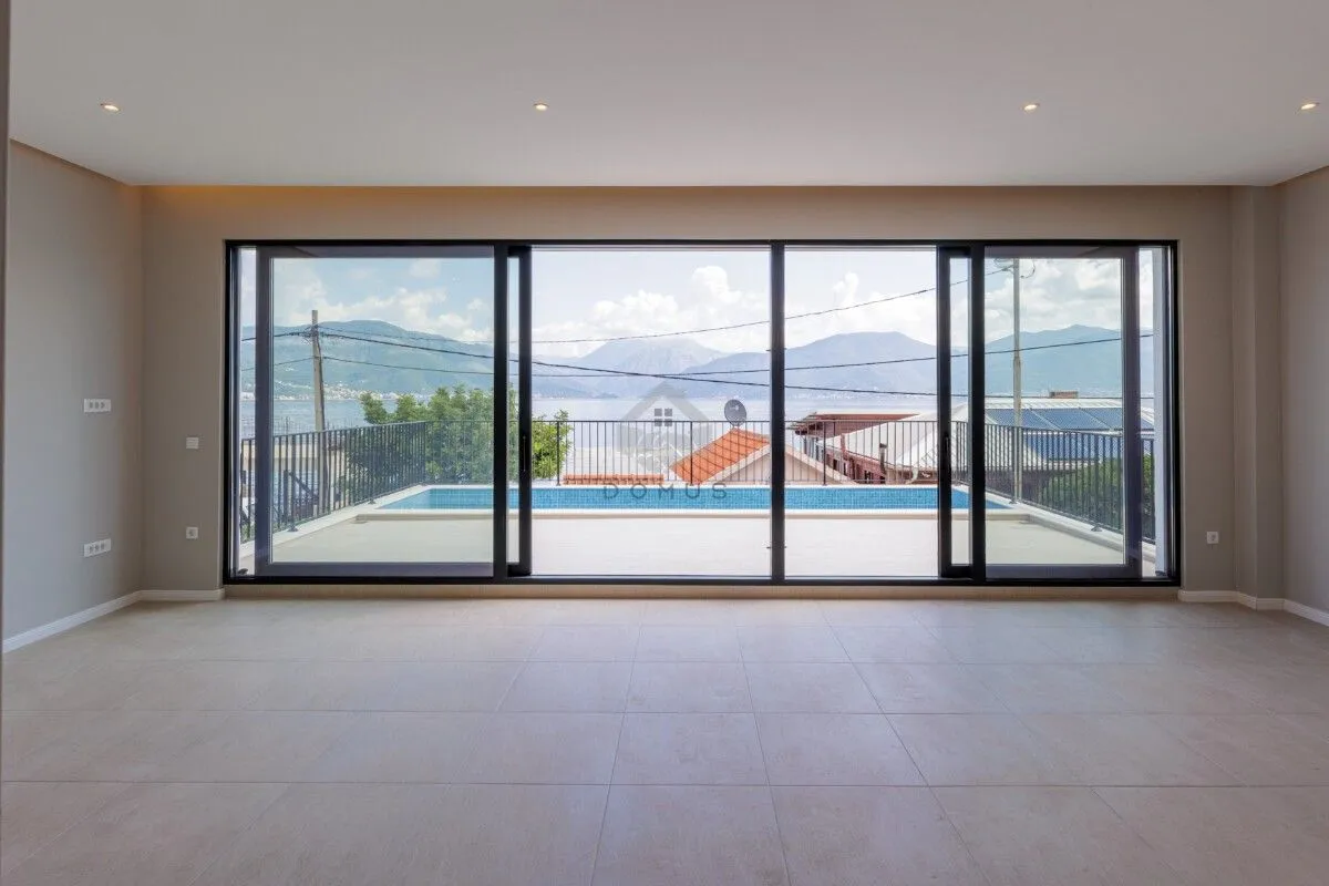 Prodaja, kuća, 315m², Krašići, Tivat
