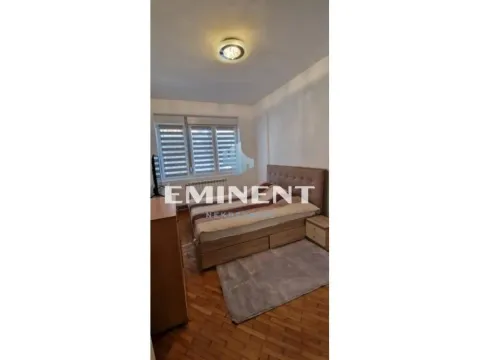 Izdavanje, trosoban stan, 65m², Južni Bulevar, Vračar Sve Podlokacije - image 3