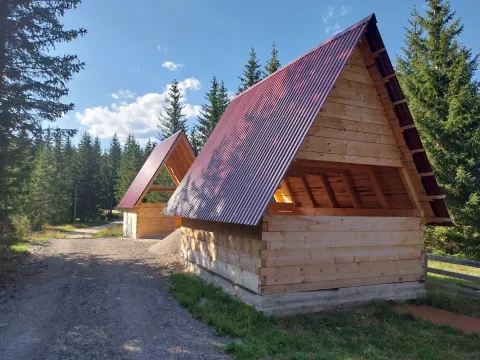 Prodaja, kuća, 150m², Kovačka Dolina, Žabljak - image 2