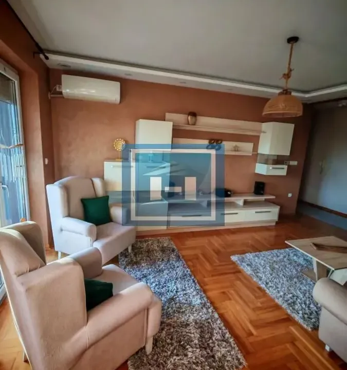 Izdavanje, trosoban stan, 67m², Jagodnjak, Paraćin