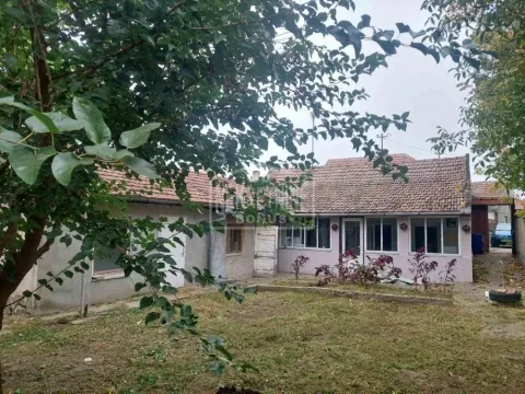 Prodaja, kuća, 71m², Novo Selo, Subotica - image 12