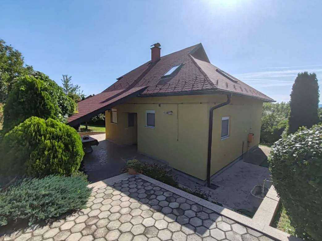 Sale, house, 146m², Lagator, Loznica