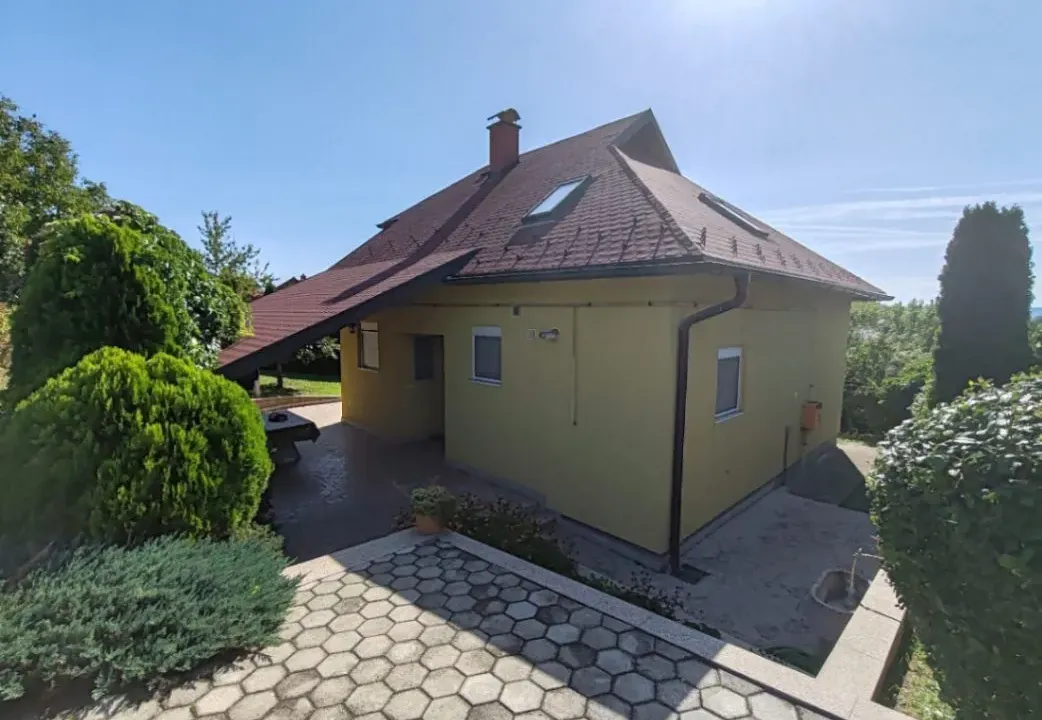 Prodaja, kuća, 146m², Lagator, Loznica