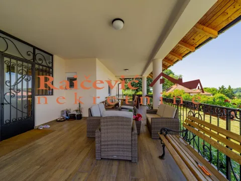 Prodaja, kuća, 257m², Sopot, Beograd - image 9