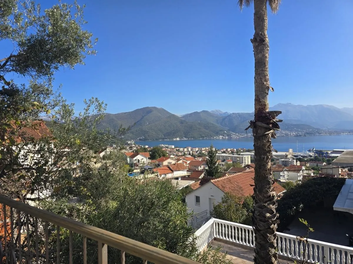 Sale, house, 162m², Bijela, Herceg Novi