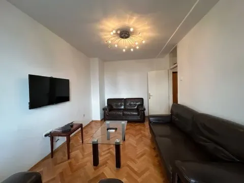 Izdavanje, jednosoban stan, 55m², Preko Morače, Podgorica - image 3