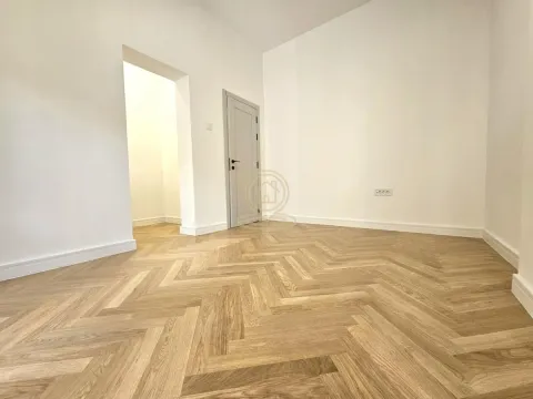 Prodaja, četvorosoban stan, 112m², Stari grad, Novi Sad - image 15