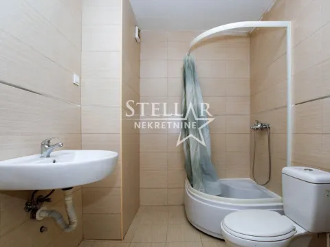 Rent, one bedroom apartment, 42m², Tuški Put, Podgorica - image 6