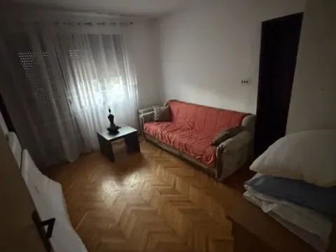 Rent, two bedroom apartment, 100m², Tološi, Podgorica - image 4