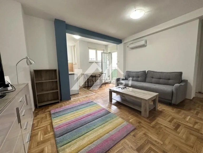 Izdavanje, jednosoban stan, 40m², Bulevar Oslobodjenja, Novi Sad Sve Podlokacije